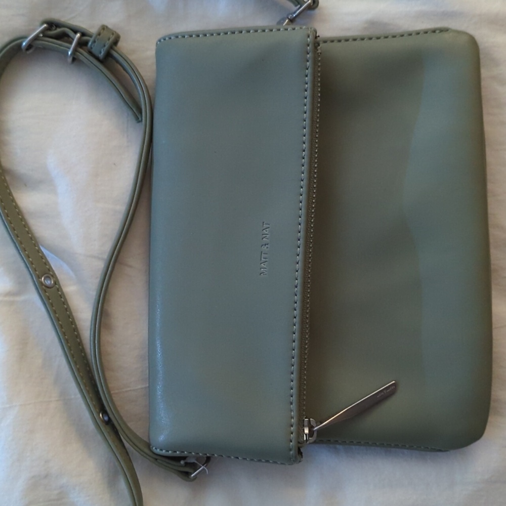 Matt & Nat crossbody